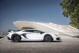 Aventador SV-J กระทิงเปลี่ยวโลกต้องจํา!