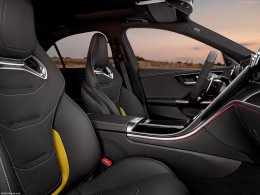 โลกต้องสยบ! Mercedes-AMG C63 S E Performance ก้าวเข้าสู่รถแรงขุมพลังไฮบริดแห่งอนาคต