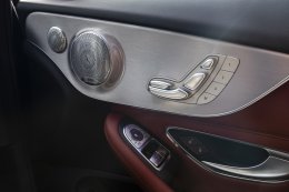 Mercedes-Benz C 200 Coupé AMG Dynamic รุ่นประกอบในประเทศไทย