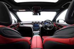 “Mercedes-Benz C 350 e AMG Dynamic"ปลั๊กอินไฮบริดรุ่นใหม่ในตระกูล C-Class ที่มาพร้อมสมรรถนะการขับขี่สุดเร้าใจ 