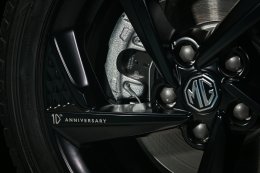 เอ็มจี เผยโฉม New MG5 10th Anniversary Special Edition ปรับลุคสปอร์ตคูเป้ซีดานให้คูล เพิ่มความคุ้มค่ากับราคา 589,900 บาท  