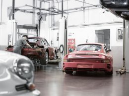Porsche Classic Service Clinic กิจกรรมตรวจเช็คและดูแลรถยนต์ปอร์เช่รุ่นคลาสสิก สานต่อตำนานปอร์เช่ ให้โลดแล่นบนท้องถนนอย่างไม่มีที่สิ้นสุด