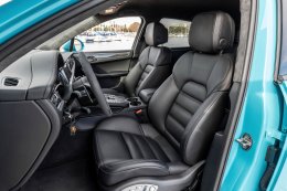 THE PORSCHE MACAN S