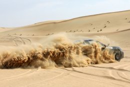 ปอร์เช่ 911 Dakar ยืนหนึ่งหลังการทดสอบบนเส้นทางอันแสนหฤโหดบนถนนที่เต็มไปด้วยกรวด ทรายและหิมะ!