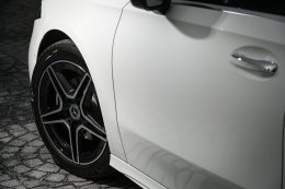 เมอร์เซเดส-เบนซ์ ปรับโฉมซีดานหรูไซส์คอมแพกต์ เปิดตัว The new A-Class โมเดลปี 2023  วางจำหน่ายในรุ่น A 200 AMG Dynamic