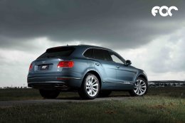 Test Drive Bentley Bentayga V8 Tri-Turbo
