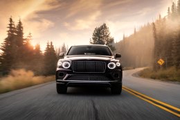เอเอเอสฯ เปิดรับจอง BENTAYGA EWB AZURE รุ่นใหม่  อัครยนตรกรรมเอสยูวีที่หรูที่สุดของเบนท์ลีย์