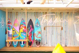 Tappia Floating Cafe' & Restuarant,  Pattaya Thailand