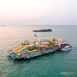 Tappia Floating Cafe' & Restuarant,  Pattaya Thailand