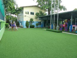 อาคารสนามเด็กเล่น