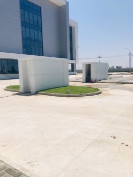 ปลูกต้นไม้โครงการ ปูหญ้านวลน้อย 7050 ตรม. โรงงาน จ.สมุทรปราการ