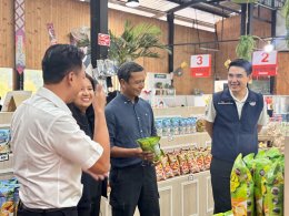 ต้อนรับผู้ตรวจราชการกระทรวงพาณิชย์ เยี่ยมชมสวนเดอลอง พัทลุง ยกระดับสินค้าท้องถิ่นสู่แหล่งท่องเที่ยวอันดับหนึ่ง