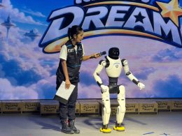 เริ่มแล้ว "โชว์หุ่นยนต์ AI เสมือนคน" เปิดโลกสุดล้ำที่เดียวในภาคใต้
