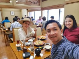 เข้าร่วมรับประทานอาหารกลางวันกับ Mr.Sigeo Ishikura ประธานบริษัท Asahi Alex Asia Co.,Ltd.