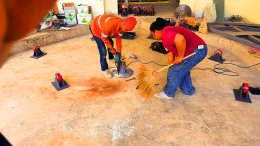 รับออกแบบ ผลิต และติดตั้ง #แท่นหมุนรถยนต์ by Mechanic Home