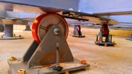 รับออกแบบ ผลิต และติดตั้ง #แท่นหมุนรถยนต์ by Mechanic Home