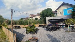 Mechanic Home ผู้ออกแบบ ผลิตและติดตั้ง หลังคาเลื่อนผ้าใบ