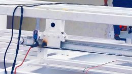 ติดตั้งระบบขับเคลื่อนอย่างดี หลังคาเลื่อนโพลีคาร์บอเนตที่มีค่า