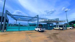 งานติดตั้ง หลังคาเลื่อนผ้าใบคลุมสระว่ายน้ำ Mechanic Home