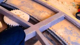 รับออกแบบ ผลิต และติดตั้ง #แท่นหมุนรถยนต์ by Mechanic Home