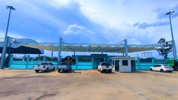 งานติดตั้ง หลังคาเลื่อนผ้าใบคลุมสระว่ายน้ำ Mechanic Home