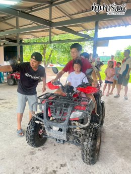 กลุ่มผู้ปกครอง และนักเรียน โรงเรียนกรุงเทพคริสเตียน ชั้น ป.4 กลุ่ม bcc181 27 กันยายน 2568