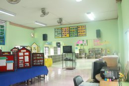 มอบห้องสมุดกรีนวิงให้โรงเรียนร่องเบ้อวิทยา อ.เมือง จ.เชียงราย วันที่ 25 ก.ค. 2556