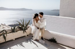 งานแต่งเล็กๆ ที่ Santorini 