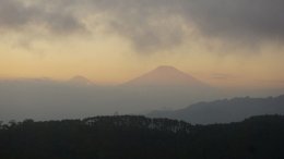 Sunrise Puncak Gunung Gajah