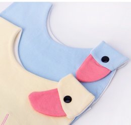 ผ้ากันเปื้อน little goose 