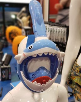 kid snokel shark mask หน้ากากดำน้ำ !