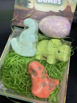 Dino bathbombs set ( set 4 ลูก)