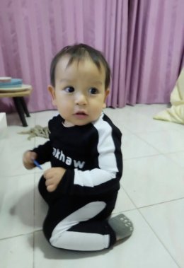 Track Pant Set ชุดลายเส้นเท่ๆ