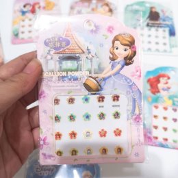 Set ต่างหูสติ๊กเกอร์ 9 แผ่น ( 1 แผ่นมี 20 ดวง)
