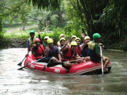 ล่องเรือหารัก เขื่อนขุนด่านปราการชล