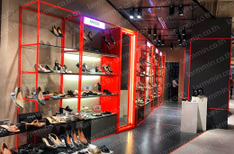 SHOPS & STORES