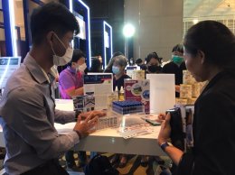 CEST@APEC BCG Economy Thailand 2022 Our team Mr. Surasak Kaenket is busy showing our energy storage technology (VISBAT) at APEC BCG Economy Thailand 2022: Tech to Biz” at Centara Grand at Central Ladprao on 10-12 October 2022