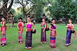 กิจกรรมออกร้านงานเทศกาลหัตถกรรมพื้นเมืองเชียงใหม่ ครั้งที่ ๔