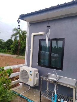 ตะพง บ้านพักตากอากาศคุณระเบียบ1 ติดตั้งแอร์ แบบติดผนัง DAIKIN  Super Smile II Inverter (DAIKIN แอร์ไดกิ้น อากาศ…เพื่อลมหายใจของคุณ) 