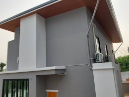 หมู่บ้าน Casa De Flores บ้านคุณฉัตรชัย6 ติดตั้งแอร์ ติดผนัง,4ทิศทาง -5 ชุด (GREE ตัวจบ..ครบจริง)