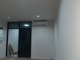 บริษัท เอ.เค.ฟู้ด แอนด์ เซอร์วิส จำกัด มาบตาพุด ติดตั้งแอร์ แบบติดผนัง Fairy Inverter + กาลักน้ำ HIPPO (GREE แอร์กรี ตัวจบ..ครบจริง)