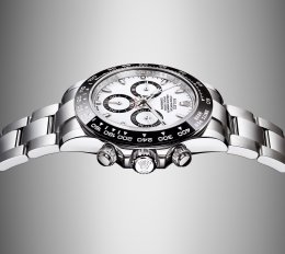 Precise Timepiece for Excellent Driver