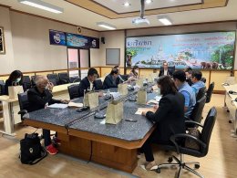 ประธานหอการค้าจังหวัดฉะเชิงเทรา พร้อมคณะกรรมการ กกร.จังหวัดฉะเชิงเทรา ร่วมประชุมคณะกรรมการร่วมภาคเอกชน 3 สถาบัน (กกร.) จังหวัดฉะเชิงเทรา ครั้งที่ 2/2566 