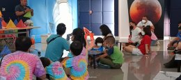 ประธานหอการค้าจังหวัดฉะเชิงเทรา ร่วมพิธีเปิดนิทรรศการชุดใหม่ “Moon to Mars” และร่วมกิจกรรมดูดาว วันเสาร์ที่ 20 พฤษภาคม 2566