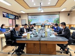 ประธานหอการค้าจังหวัดฉะเชิงเทรา พร้อมคณะกรรมการ ร่วมประชุมคณะกรรมการร่วมภาคเอกชน 3 สถาบัน (กกร.) จังหวัดฉะเชิงเทรา ครั้งที่ 1/2566 