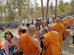  8 กุมภาพันธ์ 2563 เป็นวันมาฆบูชา องค์การบริหารส่วนตำบลสิงห์ ได้จัดกิจกรรมทำบุญตักบาตร ข้าวสาร อาหาร แห้ง พระสงฆ์ ในเขตพื้นที่ตำบลสิงห์ จำนวน 20 รูป ณ องค์พระใหญ่ วัดปากกิเลน