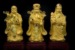 ฮก ลก ซิ่ว เป็น 3 เทพเจ้าจีน ซึ่งเป็นสัญลักษณ์แทนความเป็นมงคล 3 ประการของจีน
