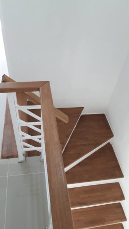 BEAVER STAIR