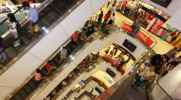 PLATINUM MALL (แพลทินัม มอลล์)
