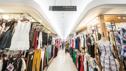 PLATINUM MALL (แพลทินัม มอลล์)
